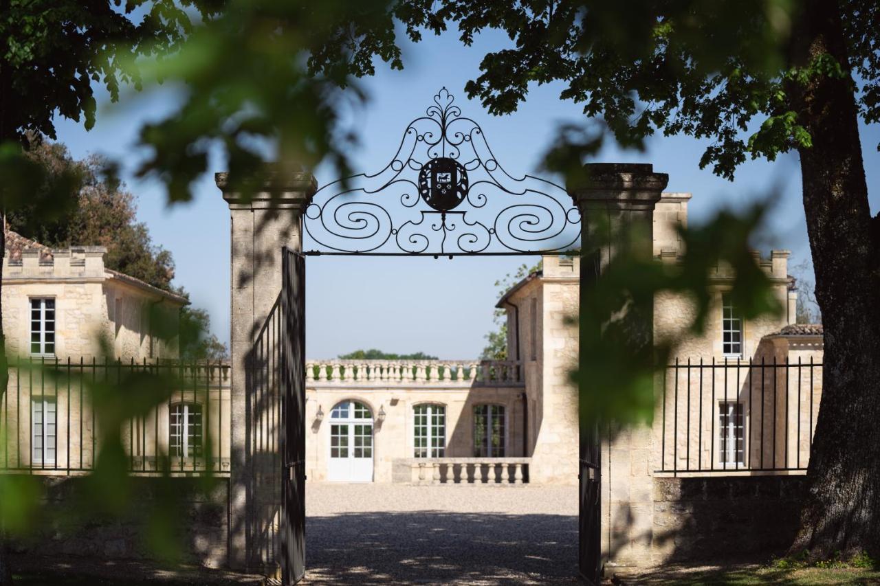 Chateau De Ferrand Bed & Breakfast Saint-Emilion Exterior photo