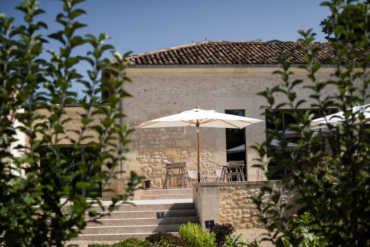 Chateau De Ferrand Bed & Breakfast Saint-Emilion Exterior photo